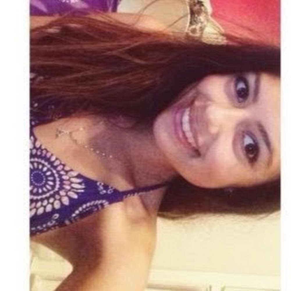 Meet your Posher, Alexandra